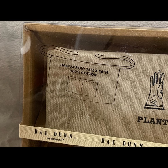 Rae Dunn Garden Set - Picture 2 of 5